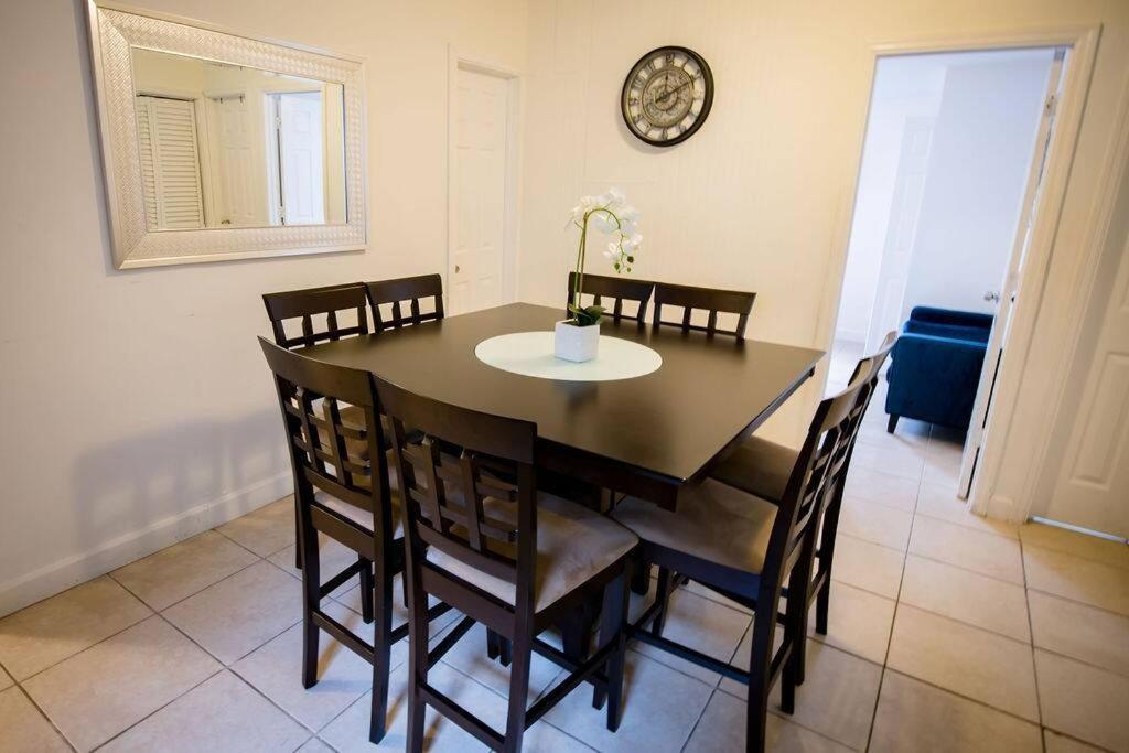 3 Bedroom Miami Home 15 Minutes To The Beach Exterior foto